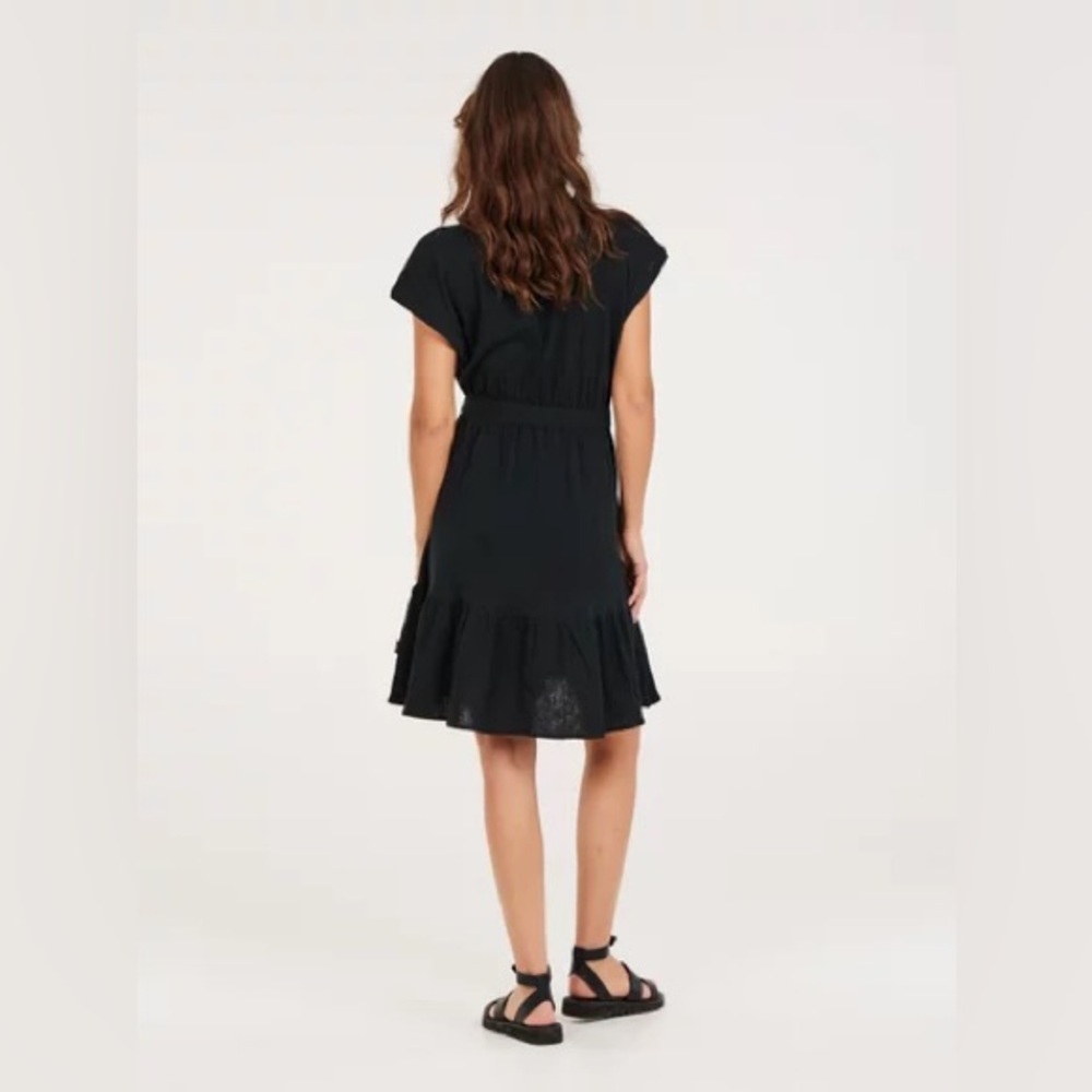 Ruffle Hem Tiered Dress Lightweight Flowy Gauze Neutral Black Gap Size XXL - Picture 5 of 16